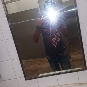 Meet your Posher, Cesar